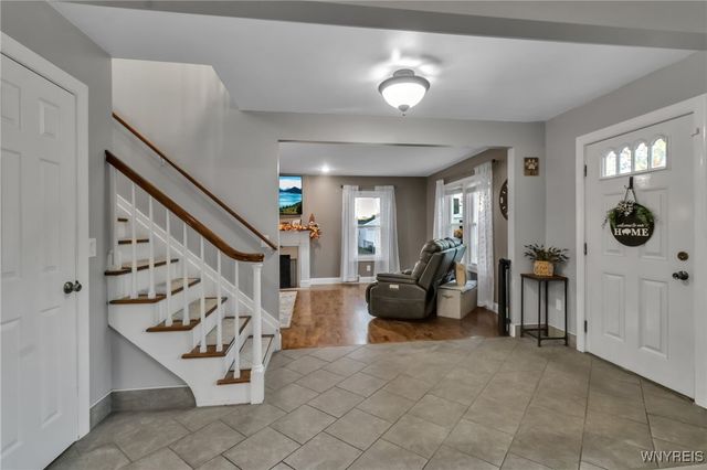 233 Lindsay Place, North Tonawanda, NY 14120