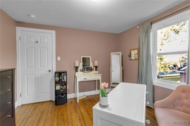 233 Lindsay Place, North Tonawanda, NY 14120