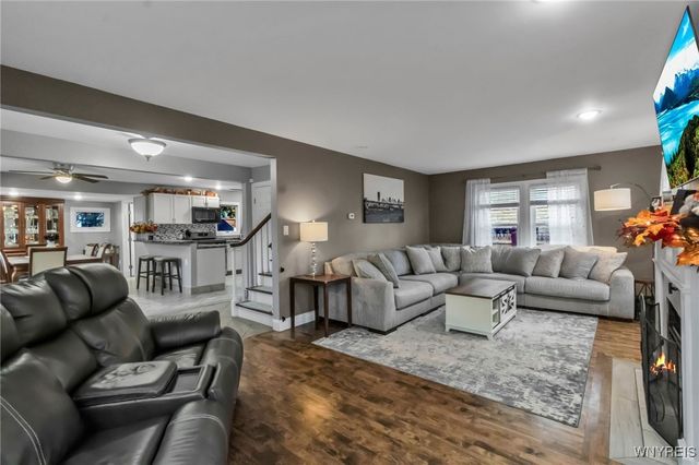 233 Lindsay Place, North Tonawanda, NY 14120