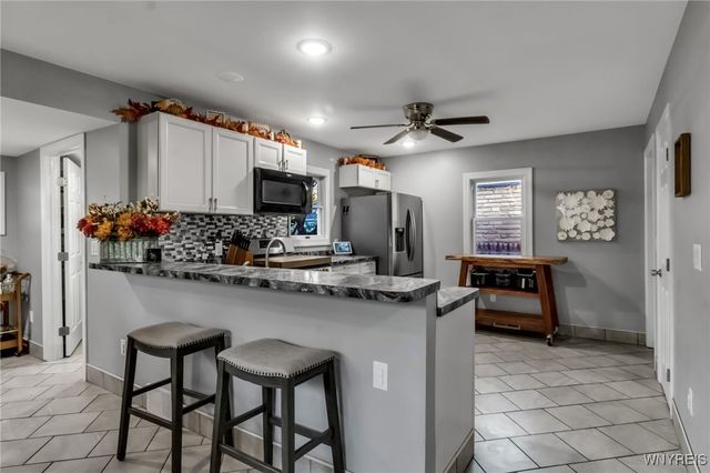 233 Lindsay Place, North Tonawanda, NY 14120