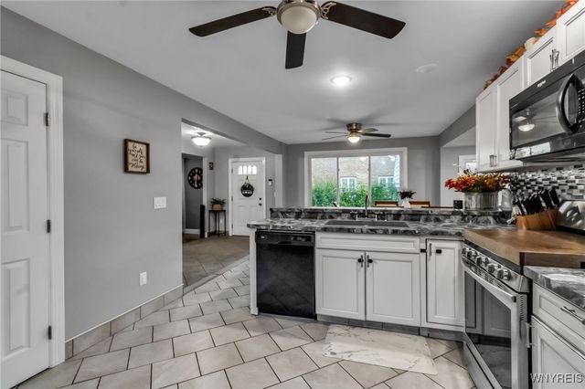 233 Lindsay Place, North Tonawanda, NY 14120