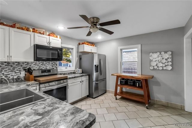 233 Lindsay Place, North Tonawanda, NY 14120