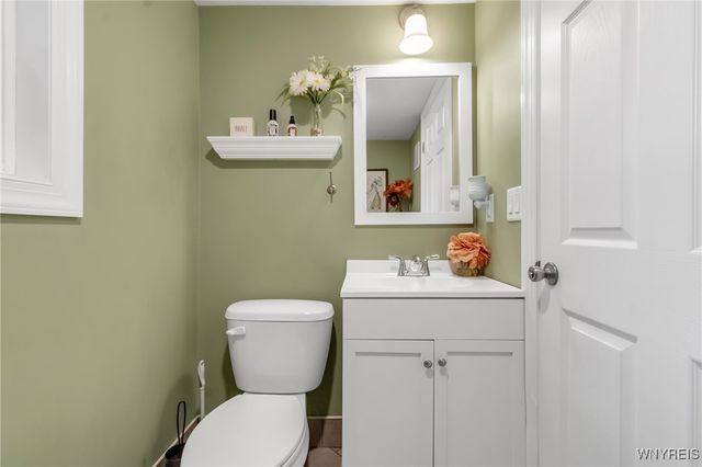 233 Lindsay Place, North Tonawanda, NY 14120