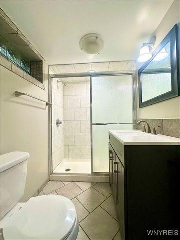 233 Lindsay Place, North Tonawanda, NY 14120