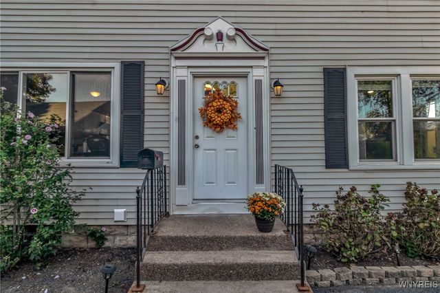 233 Lindsay Place, North Tonawanda, NY 14120