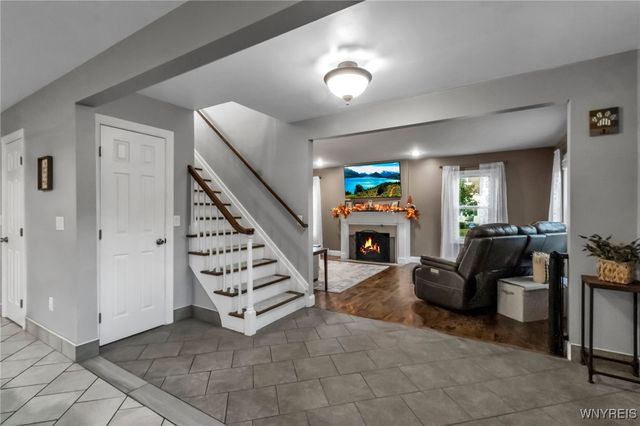 233 Lindsay Place, North Tonawanda, NY 14120