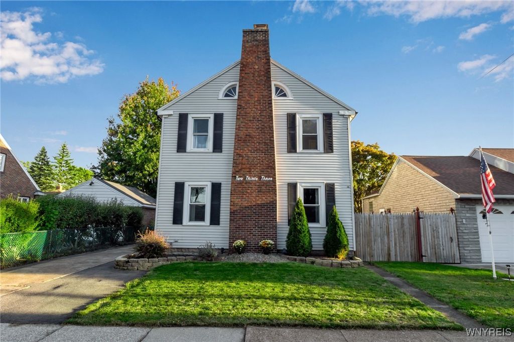 233 Lindsay Place, North Tonawanda, NY 14120