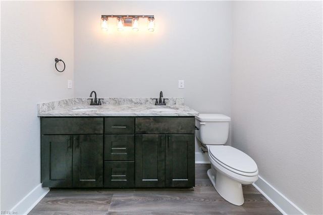 121 Copper Run LOOP, South Mills, NC 27976
