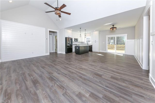 121 Copper Run LOOP, South Mills, NC 27976