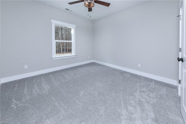 121 Copper Run LOOP, South Mills, NC 27976