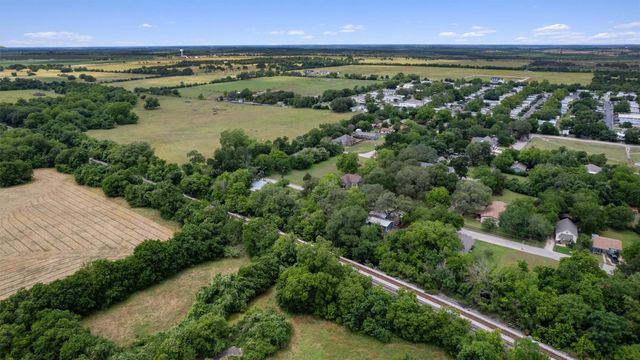 900 Tank ST, Lockhart, TX 78644