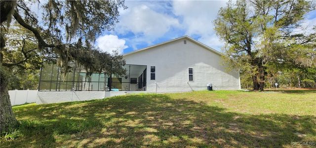 2590 W Arbutus Drive, Citrus Springs, FL 34433