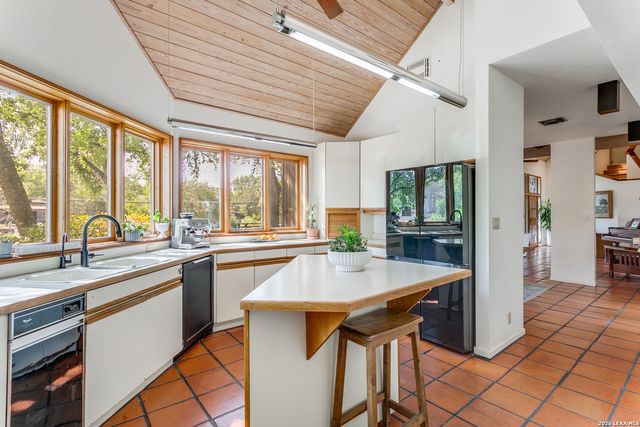 301 Alamo Heights Blvd, San Antonio, TX 78209