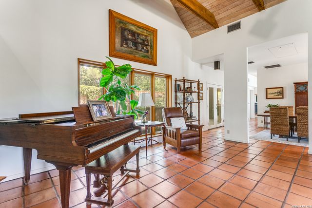 301 Alamo Heights Blvd, San Antonio, TX 78209