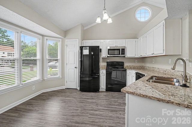 3428 Fortis Lane, Matthews, NC 28105