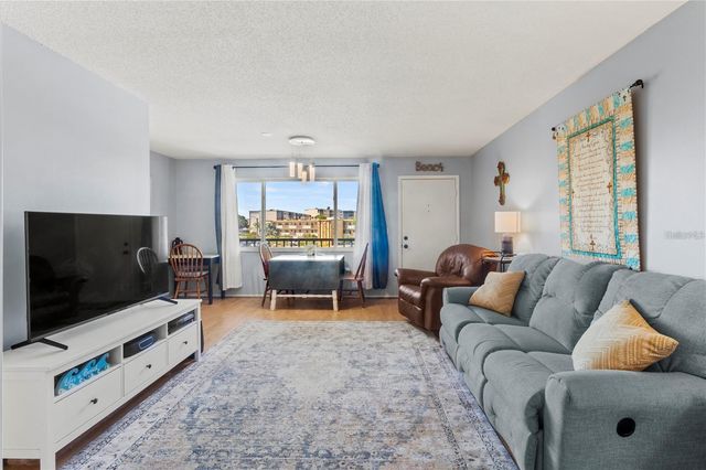 4460 IRONWOOD CIRCLE 306A, Bradenton, FL 34209