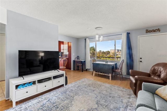 4460 IRONWOOD CIRCLE 306A, Bradenton, FL 34209