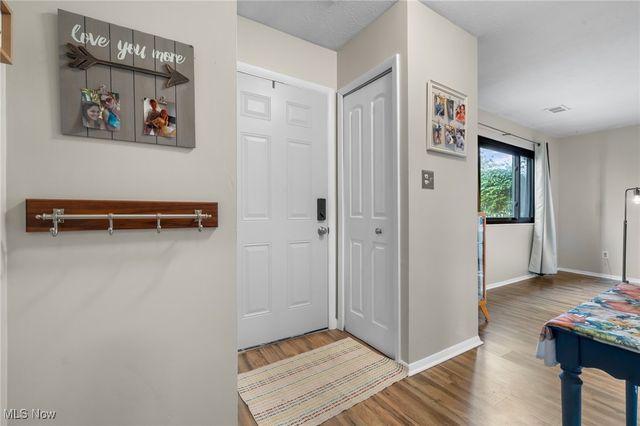 11650 Harbour Light Drive, North Royalton, OH 44133