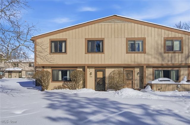 11650 Harbour Light Drive, North Royalton, OH 44133