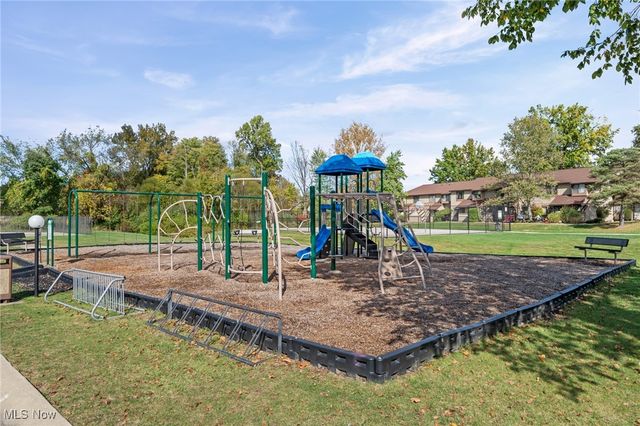 11650 Harbour Light Drive, North Royalton, OH 44133