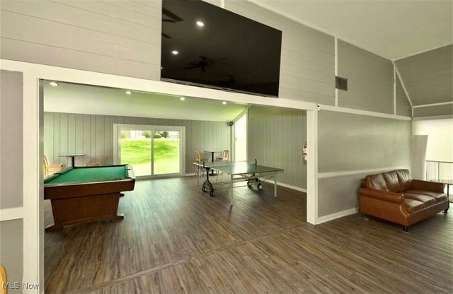 11650 Harbour Light Drive, North Royalton, OH 44133