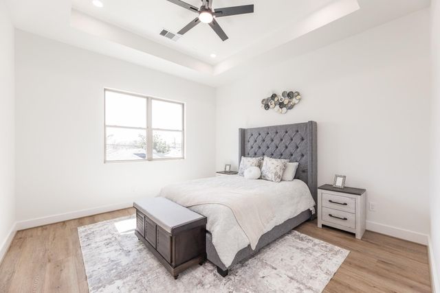 311 E 34th Street B, Houston, TX 77018