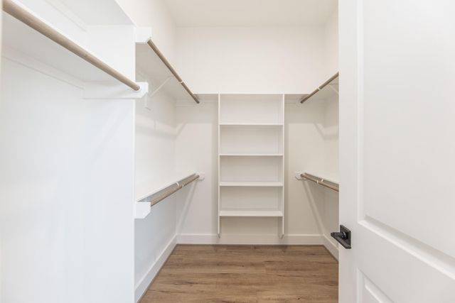 311 E 34th Street B, Houston, TX 77018