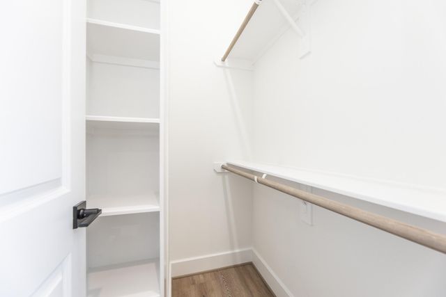 311 E 34th Street B, Houston, TX 77018