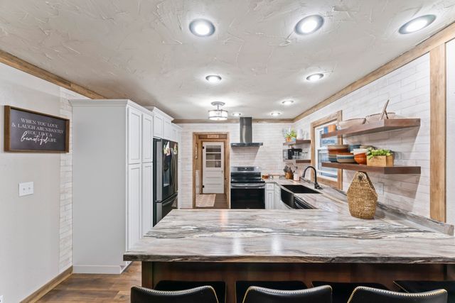 416 N Prospect Street, Nixa, MO 65714