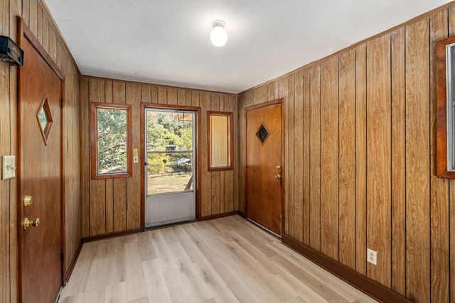 2105 Lakeview Drive, Mabank, TX 75156