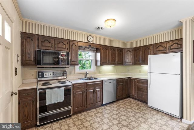 509 ANN DR, Westminster, MD 21157