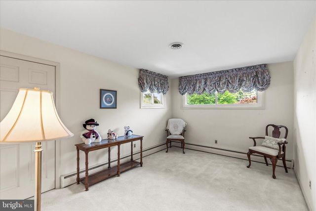 509 ANN DR, Westminster, MD 21157