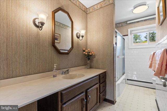 509 ANN DR, Westminster, MD 21157