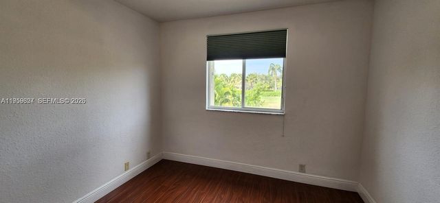 866 Golden Cane Dr 0, Weston, FL 33327