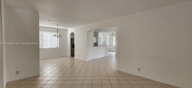 866 Golden Cane Dr 0, Weston, FL 33327