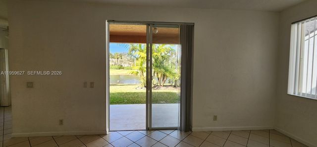 866 Golden Cane Dr 0, Weston, FL 33327