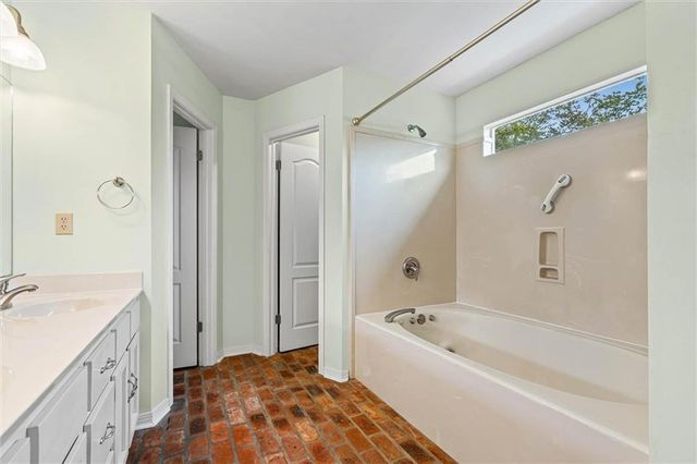 6104 Scenic West Drive, Mobile, AL 36693