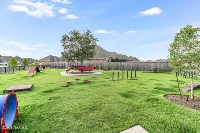 1108 Deer Meadow Boulevard, Broussard, LA 70518