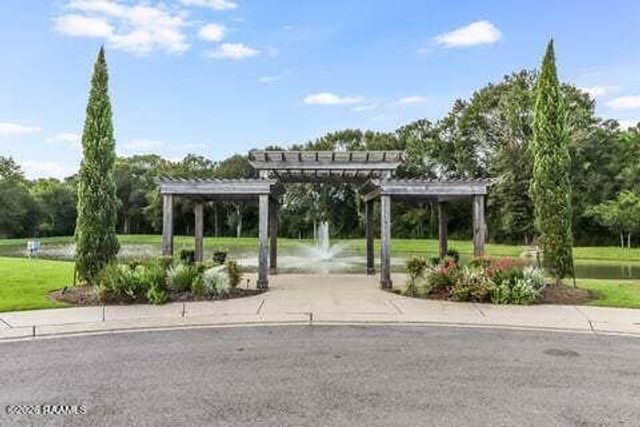 1108 Deer Meadow Boulevard, Broussard, LA 70518