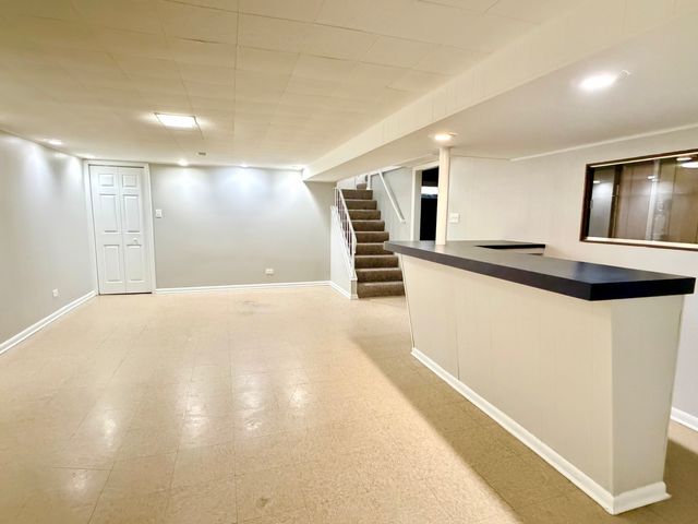 16428 Greenwood Avenue, South Holland, IL 60473