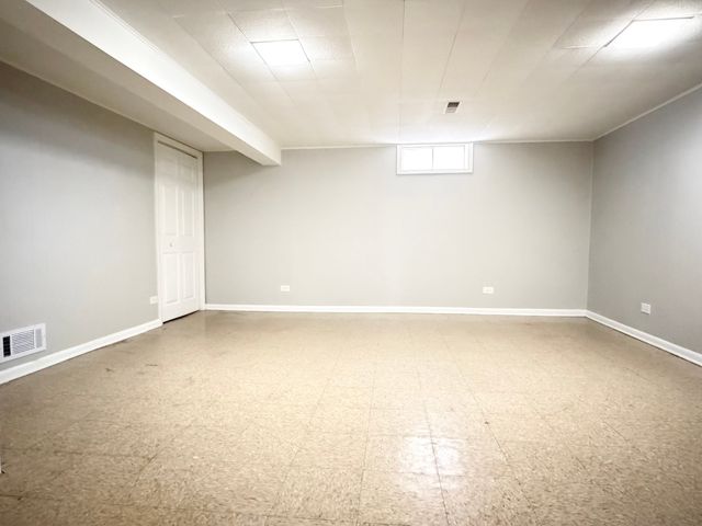 16428 Greenwood Avenue, South Holland, IL 60473