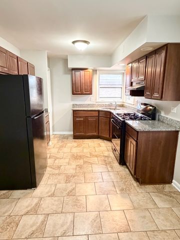 16428 Greenwood Avenue, South Holland, IL 60473