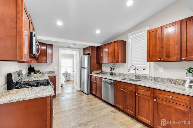 40 Miller Street, Highlands, NJ 07732