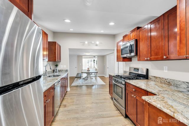 40 Miller Street, Highlands, NJ 07732