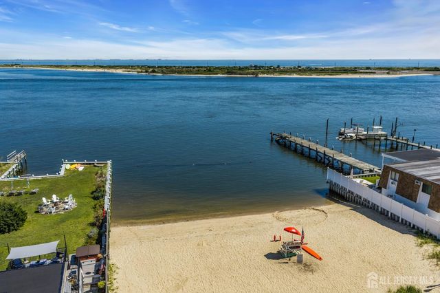 40 Miller Street, Highlands, NJ 07732