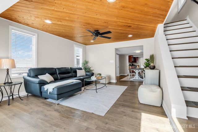 40 Miller Street, Highlands, NJ 07732
