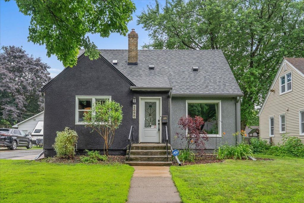 2090 5th Street E, Saint Paul, MN 55119