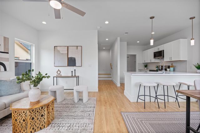 7310 Carver Ave 3, Austin, TX 78752