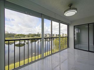 7320 Amberly Lane 305, Delray Beach, FL 33446