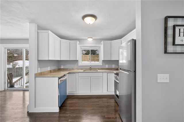 3 Cassisi Court, North Providence, RI 02904